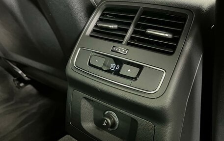 Audi A4, 2018 год, 1 999 000 рублей, 26 фотография