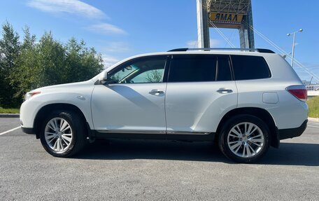 Toyota Highlander III, 2011 год, 2 250 000 рублей, 8 фотография