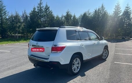 Toyota Highlander III, 2011 год, 2 250 000 рублей, 5 фотография
