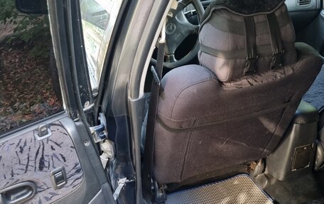 Mazda 323, 1998 год, 277 000 рублей, 16 фотография