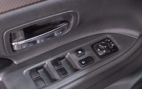 Mitsubishi Outlander III рестайлинг 3, 2012 год, 1 699 000 рублей, 19 фотография