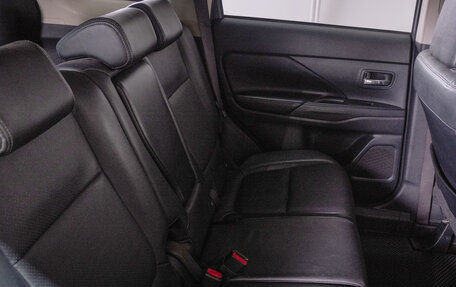Mitsubishi Outlander III рестайлинг 3, 2012 год, 1 699 000 рублей, 21 фотография