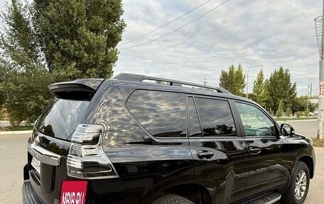 Toyota Land Cruiser Prado 150 рестайлинг 2, 2016 год, 4 899 999 рублей, 5 фотография