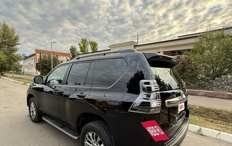 Toyota Land Cruiser Prado 150 рестайлинг 2, 2016 год, 4 899 999 рублей, 6 фотография