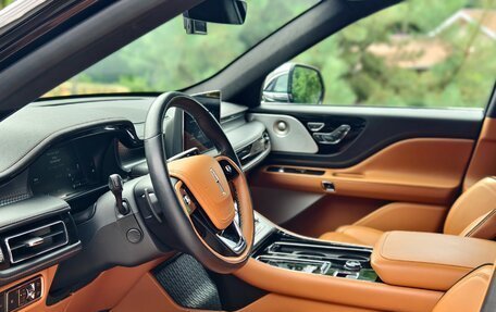 Lincoln Aviator II, 2020 год, 6 850 000 рублей, 3 фотография