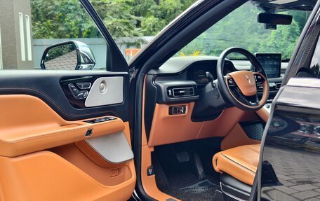 Lincoln Aviator II, 2020 год, 6 850 000 рублей, 7 фотография