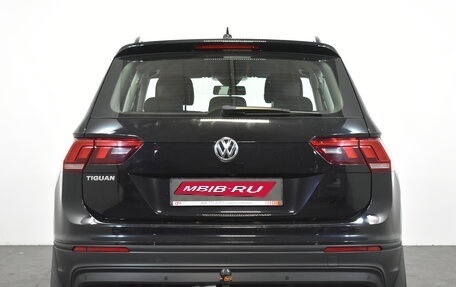 Volkswagen Tiguan II, 2020 год, 1 779 000 рублей, 5 фотография