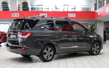 SsangYong Stavic, 2014 год, 1 449 000 рублей, 3 фотография