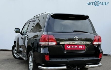 Toyota Land Cruiser 200, 2011 год, 2 400 000 рублей, 7 фотография