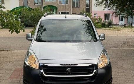 Peugeot Partner II рестайлинг 2, 2016 год, 1 150 000 рублей, 3 фотография