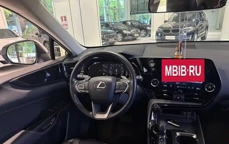 Lexus NX, 2022 год, 3 050 334 рублей, 9 фотография