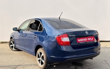 Skoda Rapid I, 2015 год, 600 000 рублей, 4 фотография
