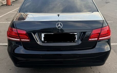 Mercedes-Benz E-Класс, 2013 год, 1 750 000 рублей, 11 фотография