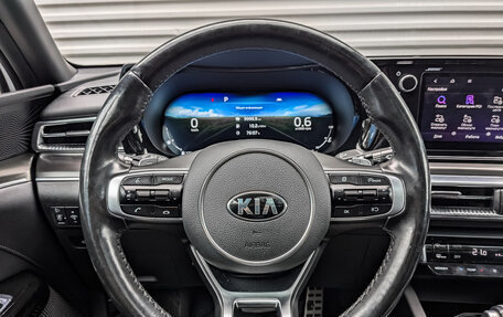 KIA K5, 2020 год, 2 600 000 рублей, 21 фотография