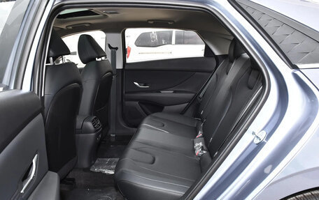 Hyundai Elantra, 2025 год, 2 150 000 рублей, 17 фотография