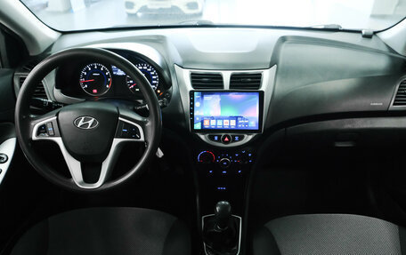 Hyundai Solaris II рестайлинг, 2013 год, 790 000 рублей, 11 фотография