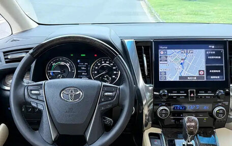 Toyota Alphard III, 2021 год, 9 000 369 рублей, 8 фотография