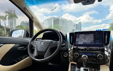 Toyota Alphard III, 2021 год, 9 000 369 рублей, 10 фотография