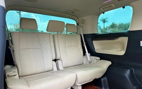 Toyota Alphard III, 2021 год, 9 000 369 рублей, 13 фотография