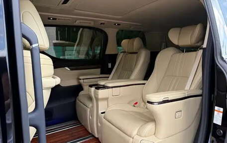 Toyota Alphard III, 2021 год, 9 000 369 рублей, 15 фотография