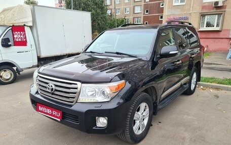 Toyota Land Cruiser 200, 2013 год, 3 900 000 рублей, 1 фотография