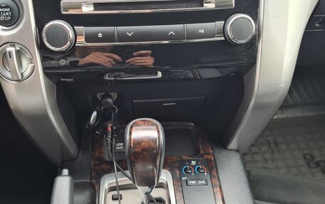 Toyota Land Cruiser 200, 2013 год, 3 900 000 рублей, 13 фотография