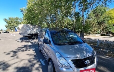 Hyundai Grand Starex Grand Starex I рестайлинг 2, 2016 год, 2 500 000 рублей, 8 фотография