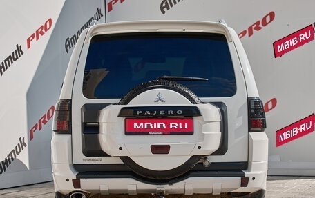 Mitsubishi Pajero IV, 2011 год, 2 000 000 рублей, 5 фотография