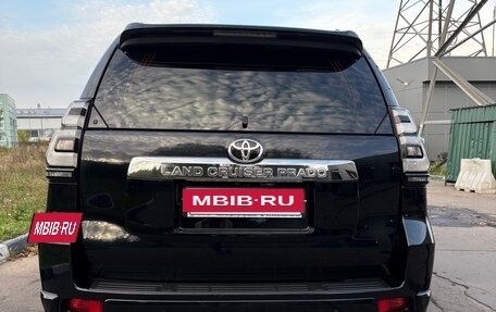 Toyota Land Cruiser Prado 150 рестайлинг 2, 2019 год, 5 000 000 рублей, 6 фотография