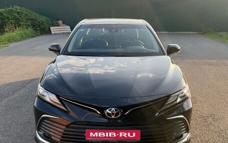 Toyota Camry, 2023 год, 3 400 000 рублей, 1 фотография