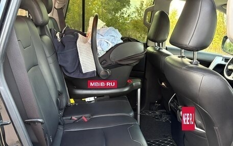 Toyota Land Cruiser Prado 150 рестайлинг 2, 2019 год, 5 000 000 рублей, 17 фотография