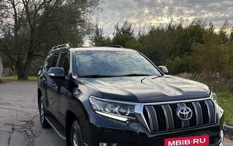 Toyota Land Cruiser Prado 150 рестайлинг 2, 2019 год, 5 000 000 рублей, 20 фотография