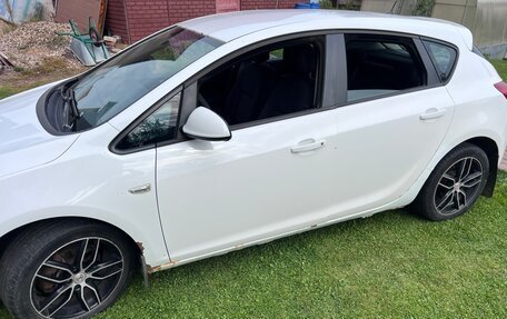 Opel Astra J, 2012 год, 750 000 рублей, 6 фотография