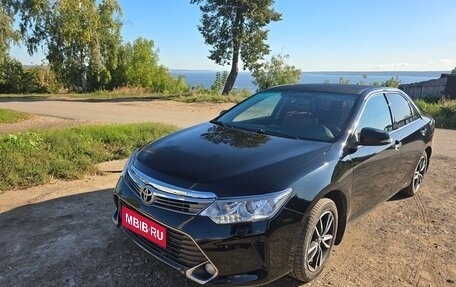 Toyota Camry, 2017 год, 2 490 000 рублей, 1 фотография