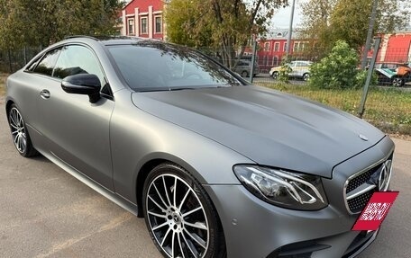 Mercedes-Benz E-Класс, 2018 год, 3 980 000 рублей, 1 фотография