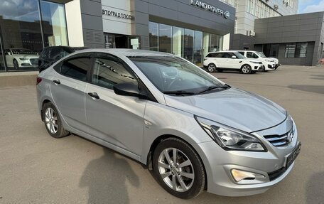 Hyundai Solaris II рестайлинг, 2015 год, 830 000 рублей, 3 фотография