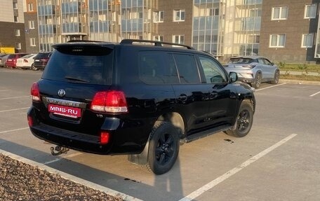 Toyota Land Cruiser 200, 2011 год, 2 900 000 рублей, 4 фотография