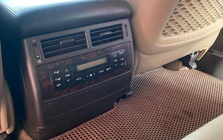 Toyota Land Cruiser 200, 2011 год, 2 900 000 рублей, 13 фотография