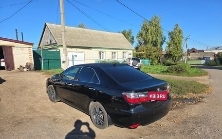 Toyota Camry, 2017 год, 2 490 000 рублей, 4 фотография