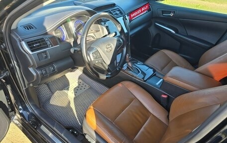 Toyota Camry, 2017 год, 2 490 000 рублей, 6 фотография