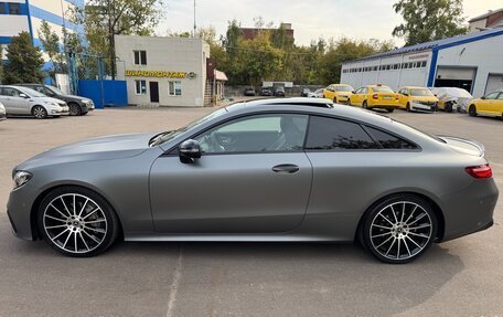 Mercedes-Benz E-Класс, 2018 год, 3 980 000 рублей, 4 фотография
