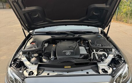 Mercedes-Benz E-Класс, 2018 год, 3 980 000 рублей, 9 фотография
