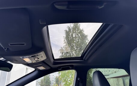 Lexus RX IV рестайлинг, 2019 год, 5 400 000 рублей, 8 фотография