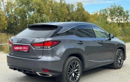 Lexus RX IV рестайлинг, 2019 год, 5 400 000 рублей, 4 фотография