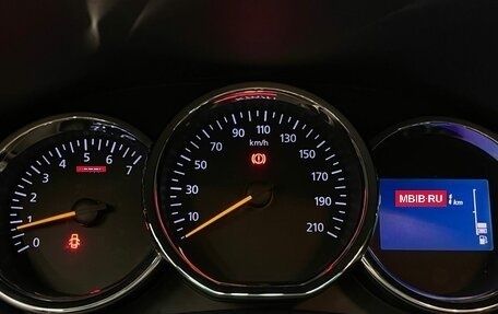 Renault Sandero II рестайлинг, 2015 год, 785 000 рублей, 11 фотография
