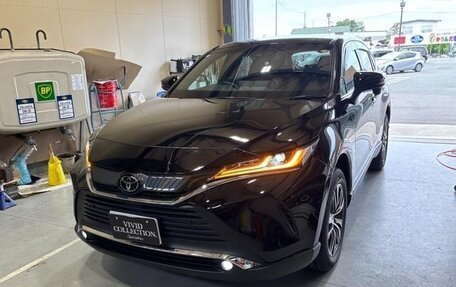 Toyota Harrier, 2022 год, 3 100 000 рублей, 3 фотография