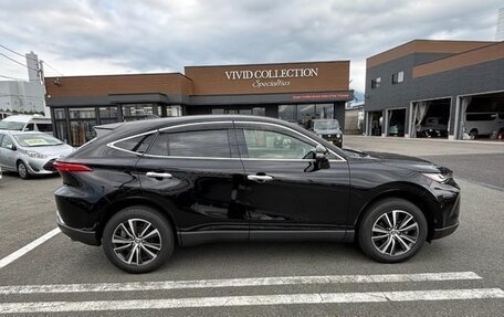 Toyota Harrier, 2022 год, 3 100 000 рублей, 4 фотография