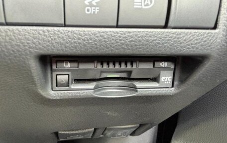 Toyota Harrier, 2022 год, 3 100 000 рублей, 28 фотография