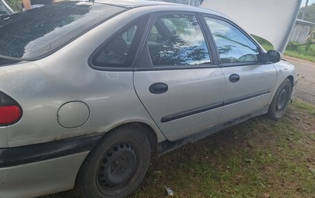 Renault Laguna II, 1999 год, 110 000 рублей, 10 фотография