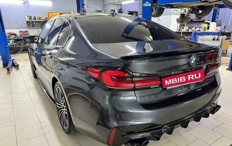 BMW 5 серия, 2018 год, 3 750 000 рублей, 4 фотография